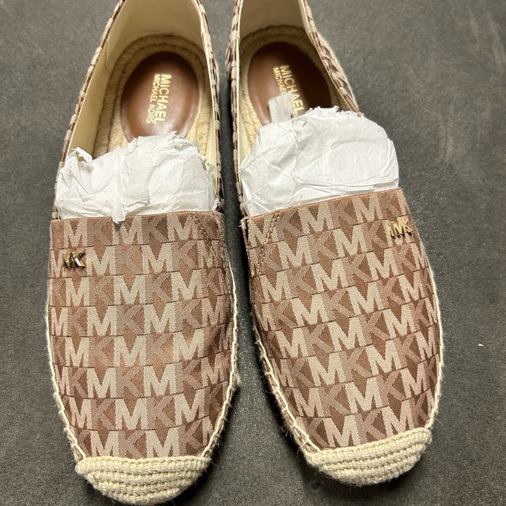 MICHAEL KORS Women's MK Logo Kendrick Espadrille Flats Shoes Luggage Brown